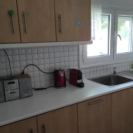 Summer House 150m From The For 5 Persons. Ferienhaus Sozopoli