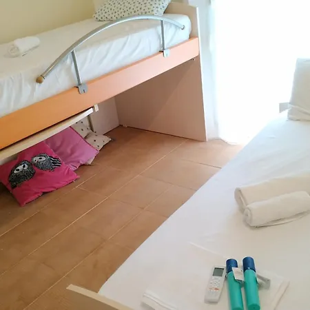 Ferienhaus Summer House 150m From The For 5 Persons. Sozopoli