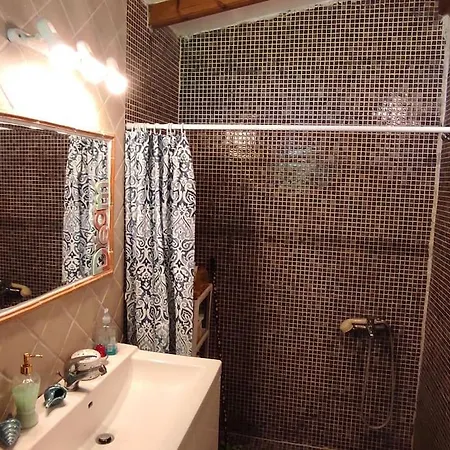 بيت للعطل Summer House 150m From The For 5 Persons. سوزوبولي